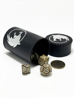 Чаша для кубиків Вовк (чорна) (Dice cup Wolf black)